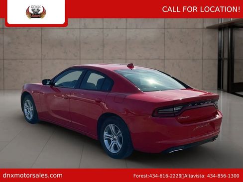 Used 2023 Dodge Charger SXT image 3