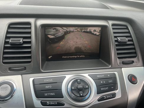 Used 2012 Nissan Murano SV AWD/4WD image 25