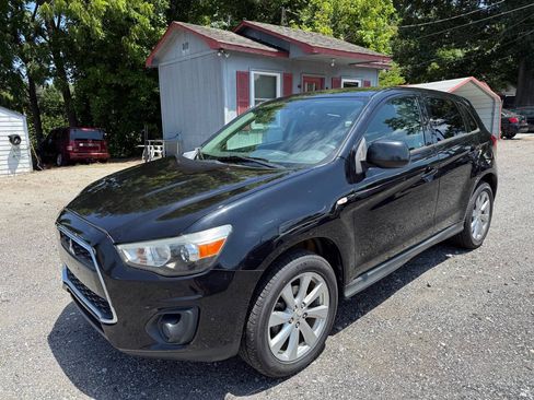 Used 2015 Mitsubishi Outlander Sport ES FWD image 4