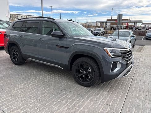 New 2026 Volkswagen Atlas Peak Edition AWD/4WD image 7