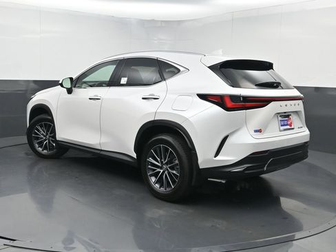 Used 2025 Lexus NX 250 FWD w/ Accessory Package (Z1) image 23