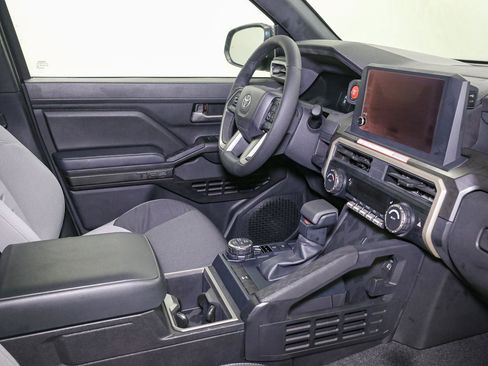 New 2026 Toyota Tacoma TRD Off-Road AWD/4WD image 15