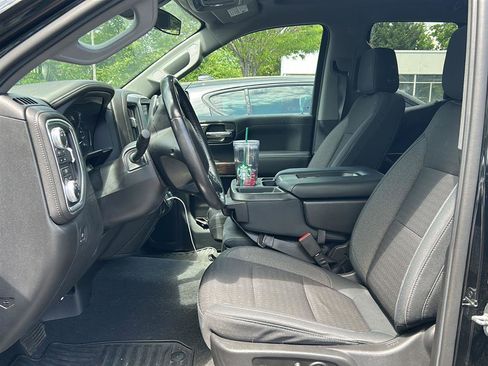 Used 2019 GMC Sierra 1500 SLE w/ SLE Value Package AWD/4WD image 4