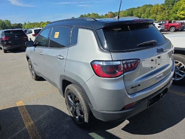 Certified 2021 Jeep Compass Latitude w/ Sun and Sound Group AWD/4WD image 2