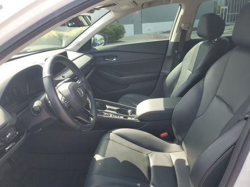 Used 2024 Honda Accord EX-L image 11