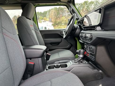 New 2026 Jeep Wrangler Rubicon image 32