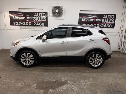 Used 2017 Buick Encore Preferred image 2