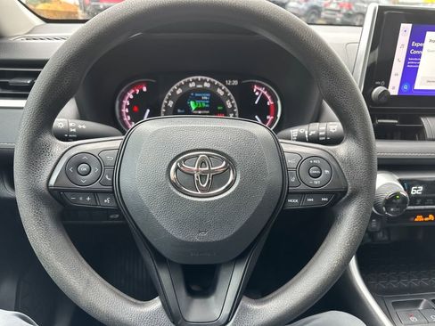 Used 2023 Toyota RAV4 XLE w/ Convenience Package image 20