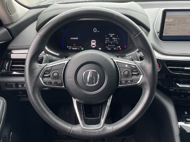 Used 2024 Acura MDX w/ Technology Package FWD image 11