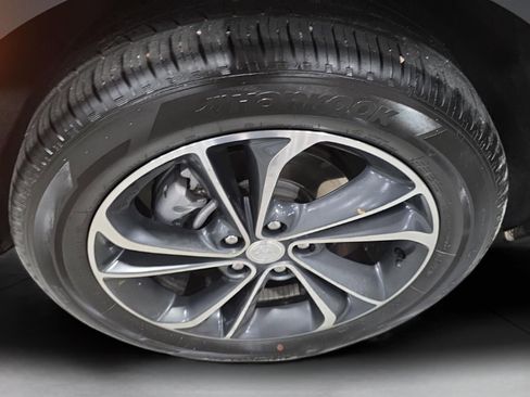 Used 2023 Buick Encore GX Select image 24