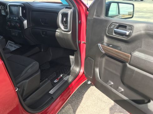 Used 2021 Chevrolet Silverado 1500 RST AWD/4WD image 18