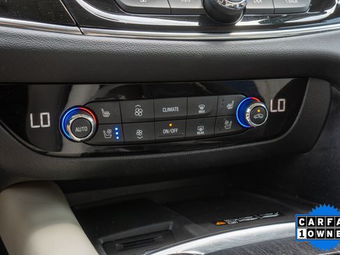 Used 2024 Buick Enclave Avenir w/ Avenir Technology Package FWD image 21