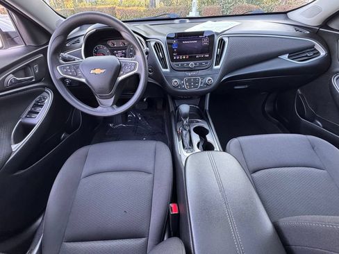 Used 2024 Chevrolet Malibu LT FWD image 20