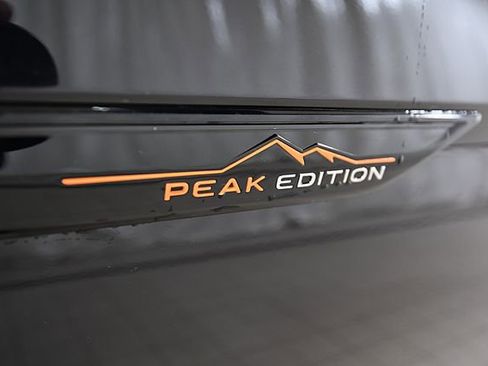 New 2026 Volkswagen Atlas Peak Edition AWD/4WD image 19