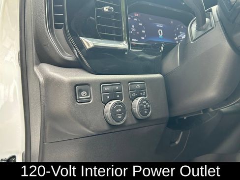 Used 2024 Chevrolet Silverado 1500 LT Trail Boss AWD/4WD image 18