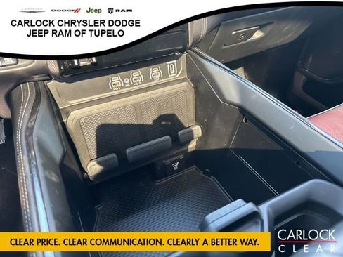 Used 2025 RAM 1500 Limited image 30