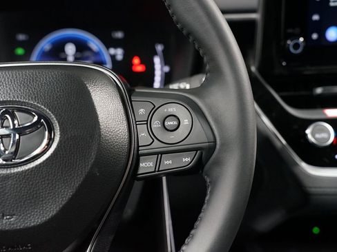 New 2026 Toyota Corolla Cross SE image 13