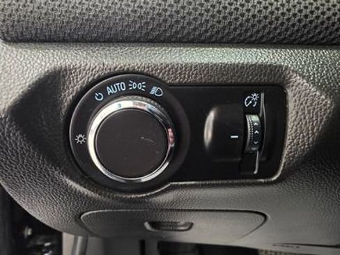 Used 2012 Chevrolet Cruze LT image 14