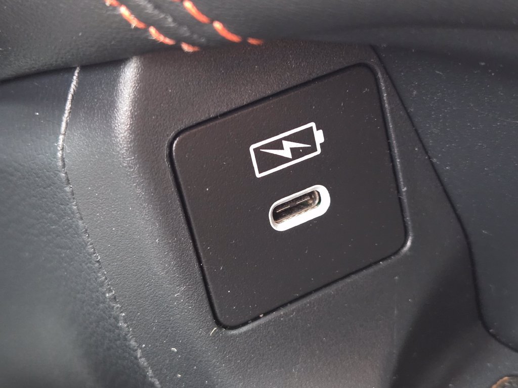 Used 2025 Honda HR-V Sport image 14