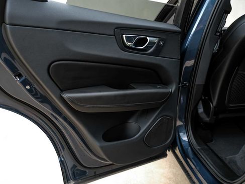 Used 2023 Volvo XC60 B5 Core w/ Climate Package image 46