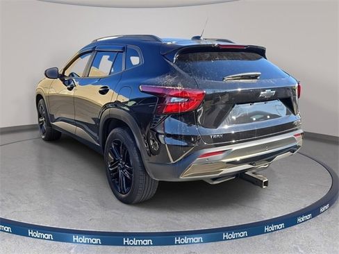 Used 2025 Chevrolet Trax ACTIV w/ Driver Confidence Package image 6