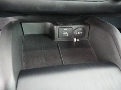 Used 2025 Ford Escape ST-Line FWD image 30