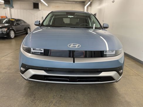 New 2025 Hyundai Ioniq 5 SE image 22