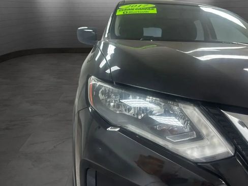Used 2017 Nissan Rogue S FWD image 31