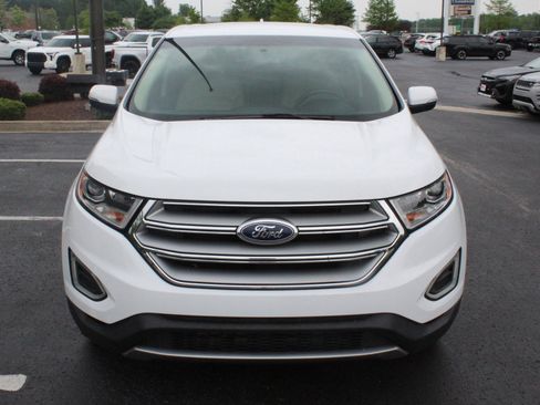 Used 2016 Ford Edge SEL w/ Equipment Group 201A FWD image 3