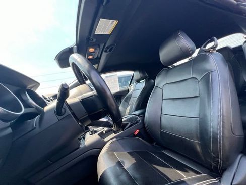 Used 2022 Ford Mustang Premium RWD image 11