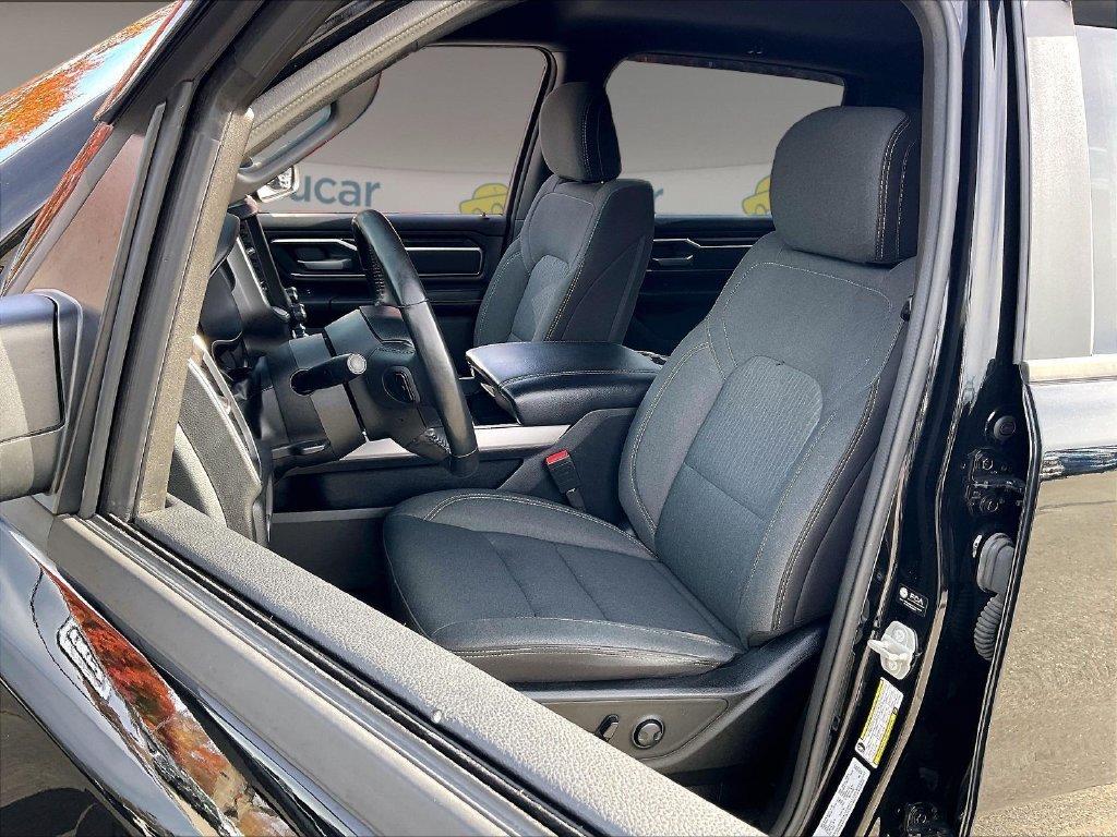 Used 2024 RAM 1500 Big Horn AWD/4WD image 9