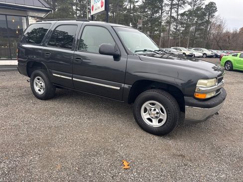 Used 2005 Chevrolet Tahoe 1500 w/ Skid Plate Package, Off Road image 12