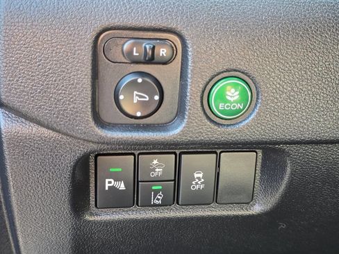 Used 2025 Honda Passport EX-L image 21