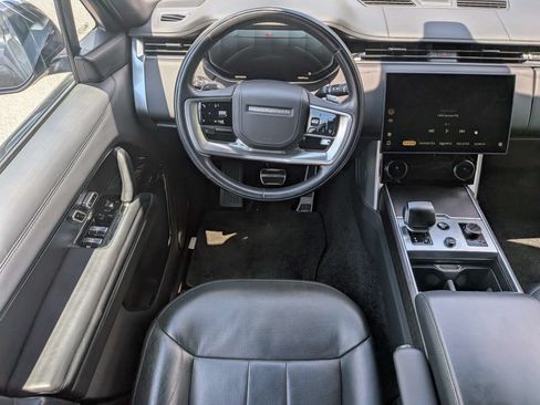 Used 2023 Land Rover Range Rover SV AWD/4WD image 17