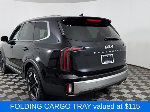 Used 2023 Kia Telluride EX w/ EX Captain's Chair Package AWD/4WD image 7
