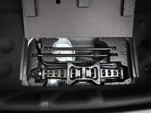 Used 2017 Dodge Journey SE FWD image 30