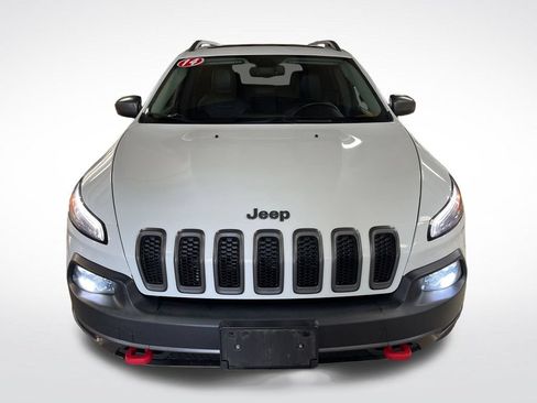 Used 2014 Jeep Cherokee Trailhawk w/ Comfort/Convenience Group AWD/4WD image 9