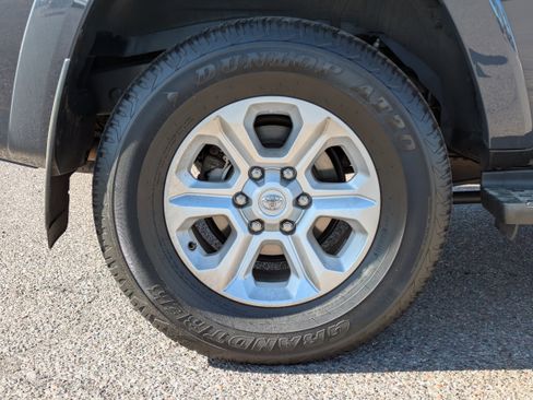 Used 2024 Toyota 4Runner SR5 image 9