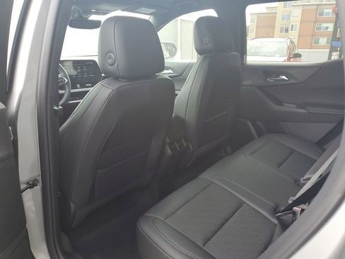 New 2026 Chevrolet Equinox LT w/ Convenience Package II FWD image 15