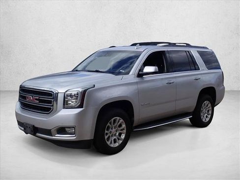 Used 2017 GMC Yukon SLT AWD/4WD image 6