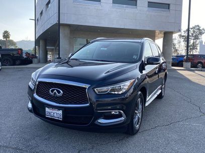 Used 2020 INFINITI QX60 Luxe w/ Essential Package