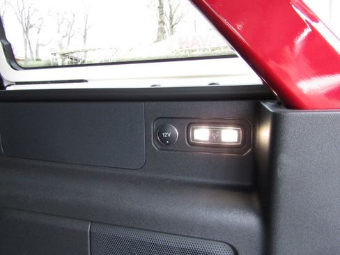Used 2025 Ford Bronco Heritage Edition AWD/4WD image 18