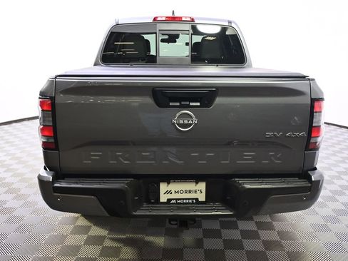 Used 2022 Nissan Frontier SV image 5