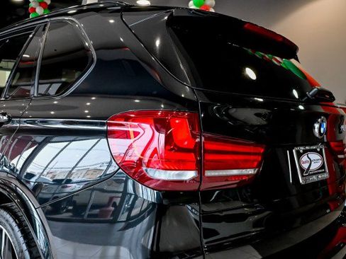 Used 2017 BMW X5 M image 12