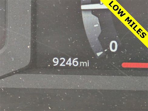 Used 2025 Toyota 4Runner SR5 image 28