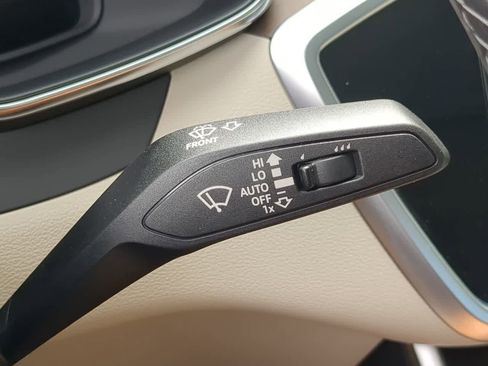 Used 2025 Audi A6 2.0T Premium image 27