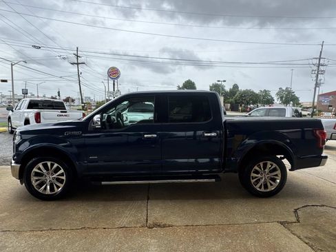 Used 2015 Ford F150 Lariat w/ Equipment Group 502A Luxury RWD image 4
