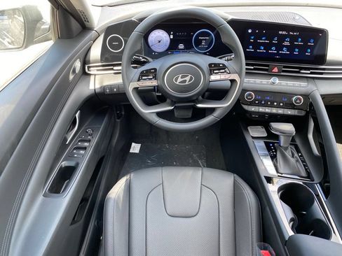 New 2026 Hyundai Elantra Limited FWD image 24