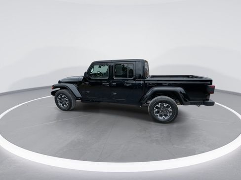 Used 2026 Jeep Gladiator Sport AWD/4WD image 12