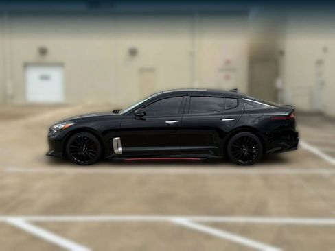 Used 2018 Kia Stinger Premium RWD image 5